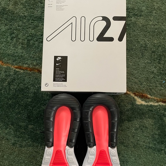 BRAND NEW MENS NIKE AIR MAX 270 FOR SALE SIZE 11!! - Picture 6 of 9